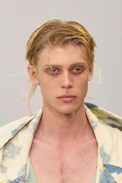 Look 72